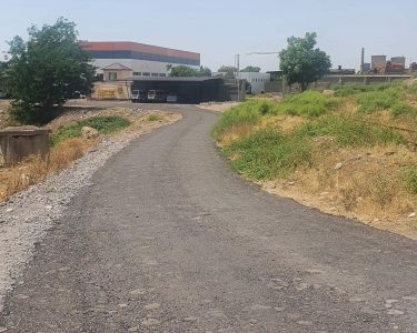 Дорога и стоянка из асфальтовой крошки